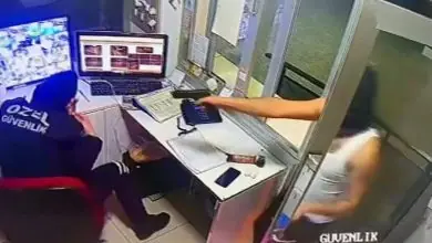 Kadın Güvenlik Görevlisini Rehin Almıştı, Açığa Alınmış 'Uzman Çavuş' Çıktı